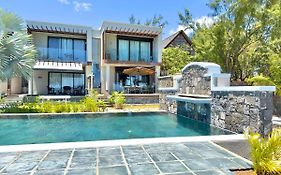 Idyllic Beach Apartment